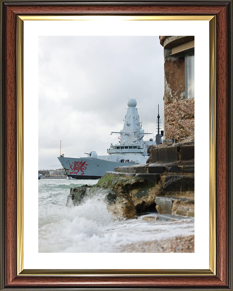 HMS Dragon (D35) Royal Navy Type 45 Destroyer Round Tower 2026 Photo Print Wall Art Decor Posters, Prints, & Visual Artwork Hampshire Prints 10 x 8 Classic Frame Yes