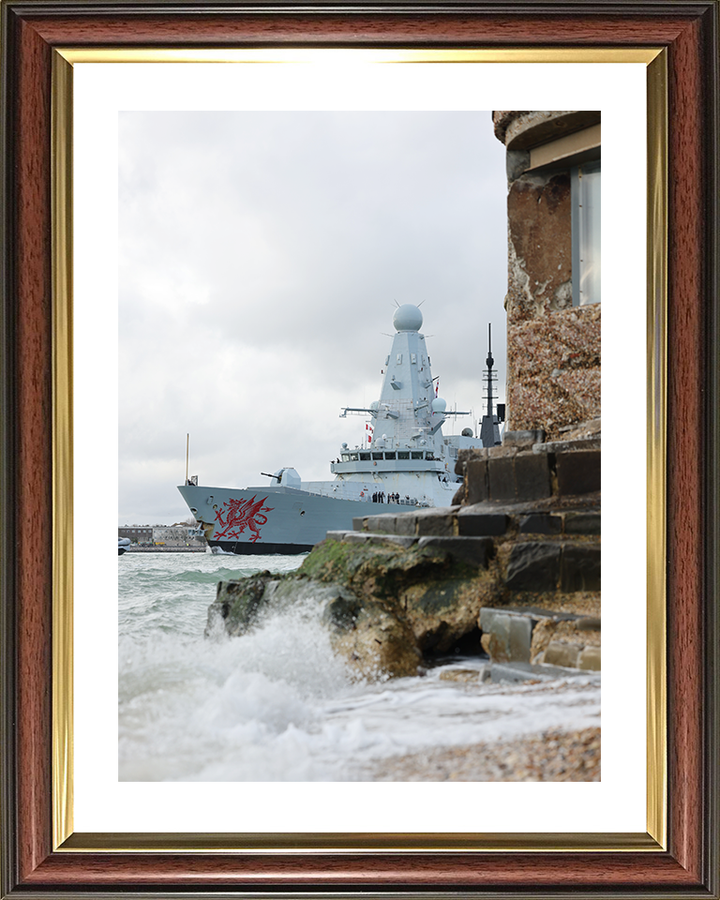 HMS Dragon (D35) Royal Navy Type 45 Destroyer Round Tower 2026 Photo Print Wall Art Decor Posters, Prints, & Visual Artwork Hampshire Prints 10 x 8 Classic Frame Yes