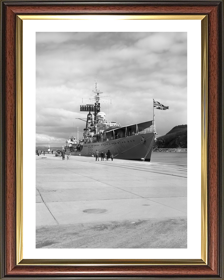 HMS Crossbow (D96) Photo Print - Trondheim 1961 - Royal Navy Weapon Class Destroyer Hampshire Prints 10 x 8 Classic Frame Yes