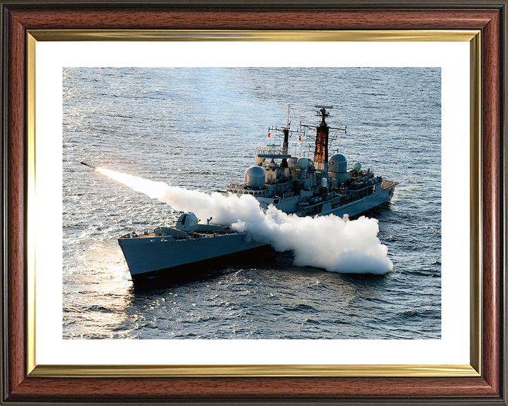 HMS Edinburgh (D97) Royal Navy Type 42 Destroyer Sea Dart Launch Photo Print Wall Art Decor Posters, Prints, & Visual Artwork Hampshire Prints 10 x 8 Classic Frame Yes