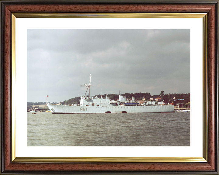 HMS Abdiel (N21) Royal Navy Abdiel Class Minelayer Photo Print Warship Wall Art Posters, Prints, & Visual Artwork Hampshire Prints 10 x 8 Classic Frame Yes