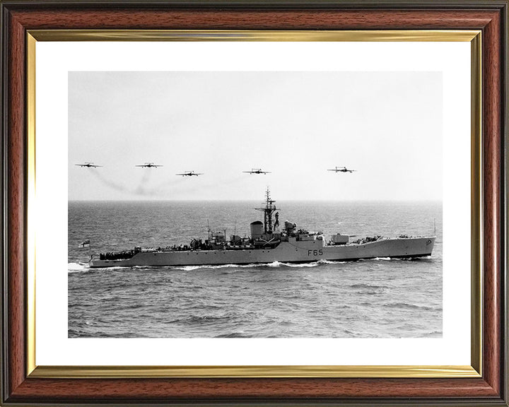 HMS Tenby F65 | Photo Print | Framed Print | Poster | Whitby Class | Frigate | Royal Navy Hampshire Prints