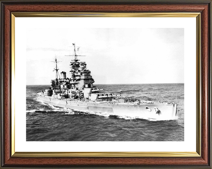 HMS Duke of York (17) Royal Navy King George V Class Battleship Starboard Bow View Photo Print Wall Art Decor Posters, Prints, & Visual Artwork Hampshire Prints 10 x 8 Classic Frame Yes