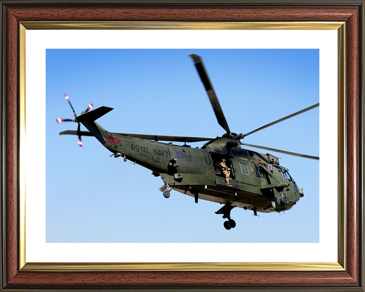 Sea King Mark 7 Jungle Jim Helicopter Helmand 2009 Photo Print - Royal Navy Aircraft Posters, Prints, & Visual Artwork Hampshire Prints 10 x 8 Classic Frame Yes