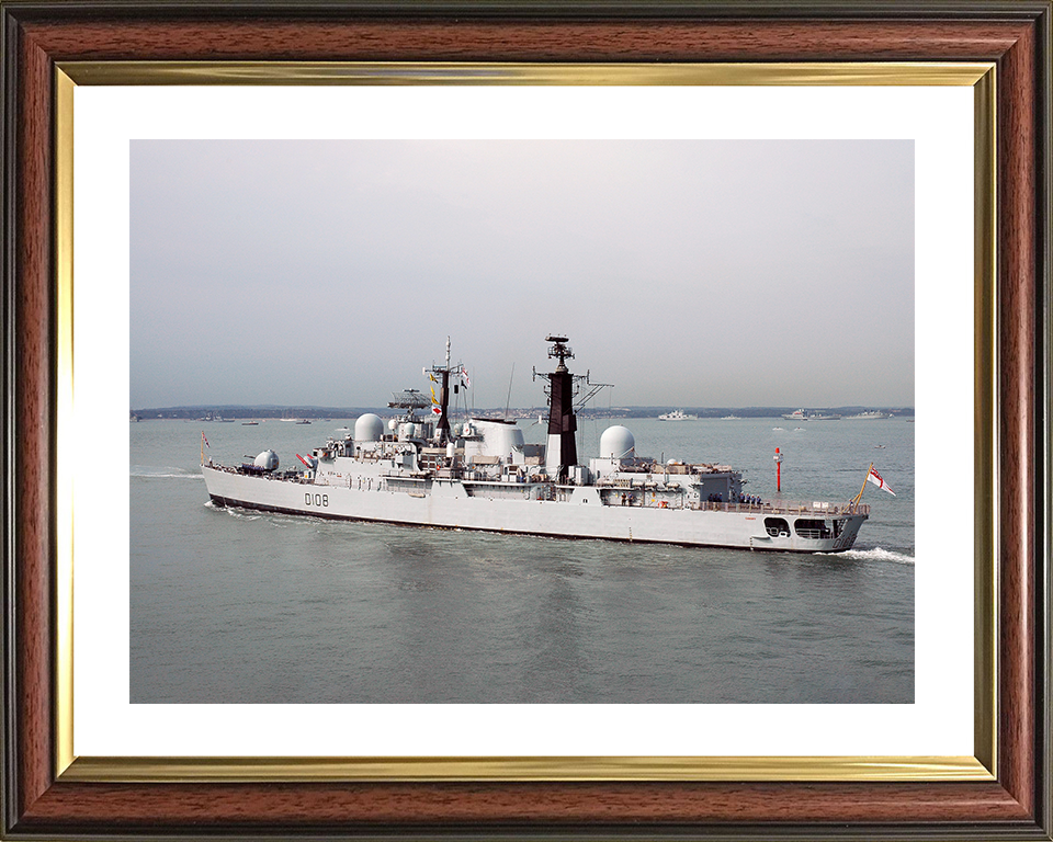 HMS Cardiff (D108) Royal Navy Type 42 Destroyer Leaving Harbour Port Side View Photo Print Wall Art Decor Posters, Prints, & Visual Artwork Hampshire Prints 10 x 8 Classic Frame Yes
