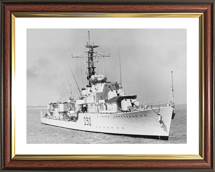 HMS Carron (D30) Royal Navy C Class Destroyer Starboard Bow View Photo Print Wall Art Decor Posters, Prints, & Visual Artwork Hampshire Prints 10 x 8 Classic Frame Yes
