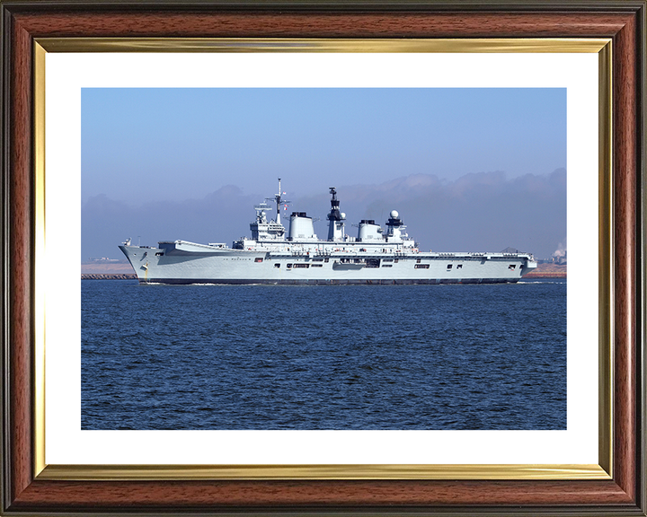 HMS Illustrious (R06) Photo Print - Port Amsterdam 2009 - Royal Navy Invincible Class Aircraft Carrier Hampshire Prints 10 x 8 Classic Frame Yes