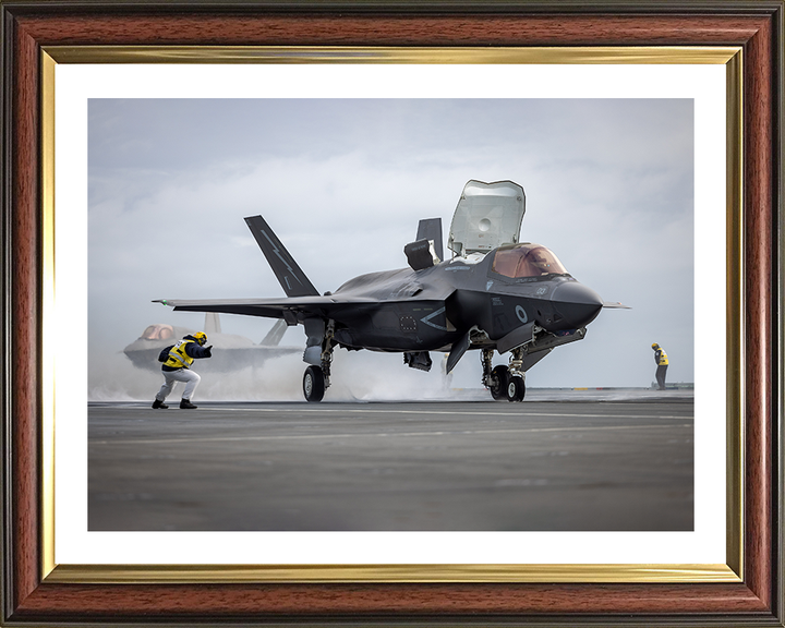 RAF F-35B Lightning jet flight deck Launch Photo Print - Royal Air Force Aircraft Hampshire Prints 10 x 8 Classic Frame Yes