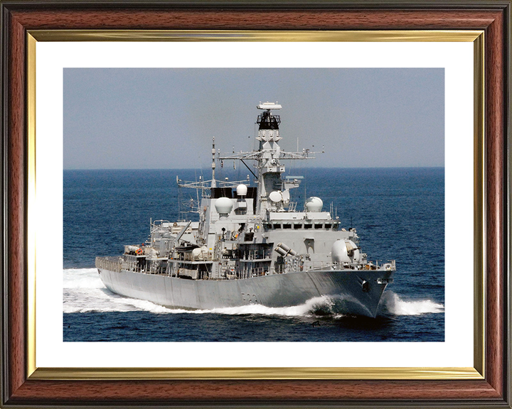 HMS Argyll (F231) Royal Navy Type 23 Frigate At Sea 2004 Photo Print Wall Art Decor Posters, Prints, & Visual Artwork Hampshire Prints 10 x 8 Classic Frame Yes