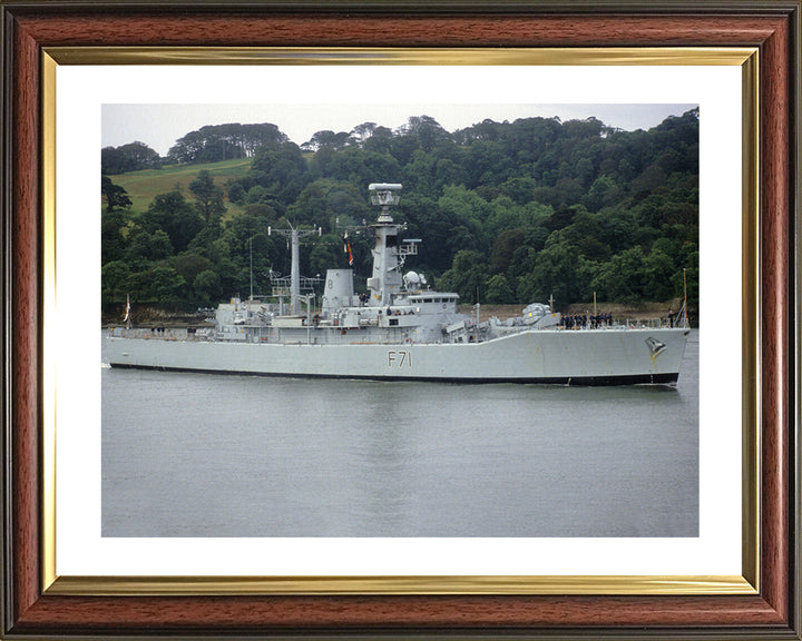 HMS Scylla F71 | Photo Print | Framed Print | Leander Class | Frigate | Royal Navy Hampshire Prints