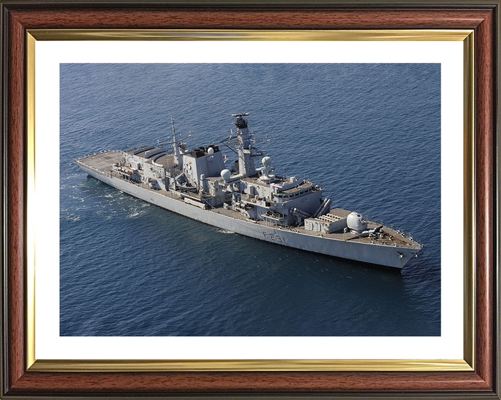 HMS Argyll (F231) Photo Print - Starboard View 2004 - Royal Navy Type 23 Frigate Hampshire Prints 10 x 8 Classic Frame Yes