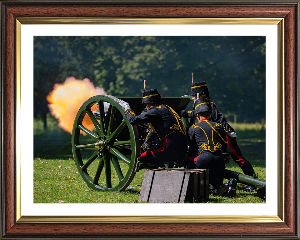 King’s Troop Royal Horse Artillery fire a Gun Salute Photo Print - British Army Hampshire Prints 10 x 8 Classic Frame Yes