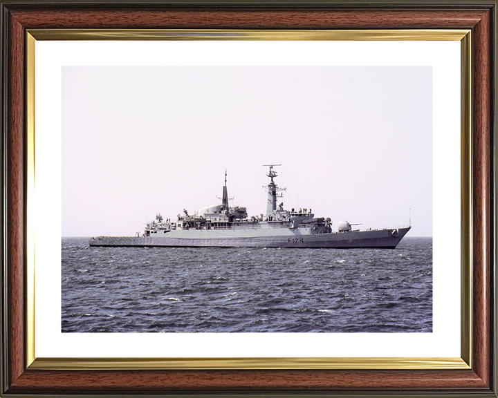 HMS Alacrity (F174) Royal Navy Type 21 Frigate Starboard Beam View Photo Print Wall Art Naval Decor Posters, Prints, & Visual Artwork Hampshire Prints 10 x 8 Classic Frame Yes