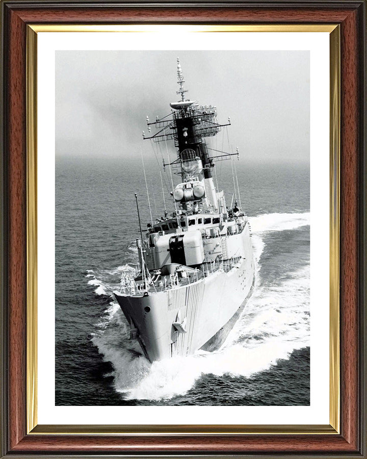 HMS Lincoln F99 | Photo Print | Framed Print | Salisbury Class | Frigate | Royal Navy Hampshire Prints