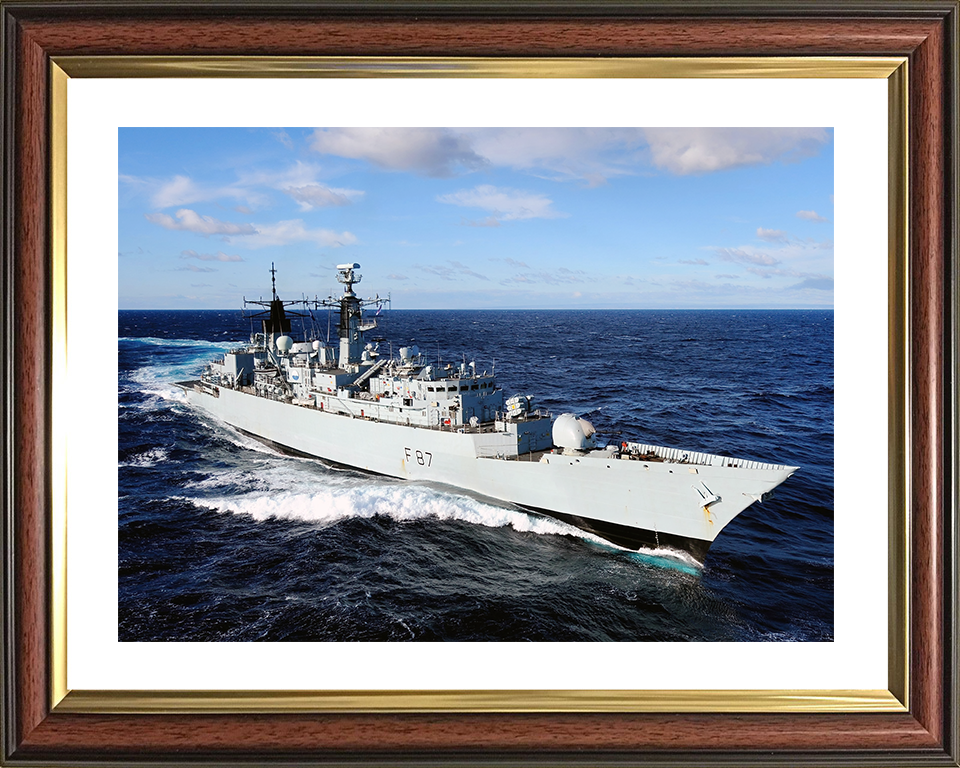 HMS Chatham (F87) Royal Navy Type 22 Frigate High Starboard View Photo Print Wall Art Decor Posters, Prints, & Visual Artwork Hampshire Prints 10 x 8 Classic Frame Yes