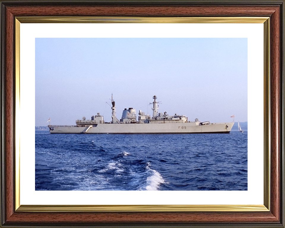 HMS Battleaxe (F89) Royal Navy Type 22 Frigate At Anchor Photo Print Wall Art Decor Posters, Prints, & Visual Artwork Hampshire Prints 10 x 8 Classic Frame Yes