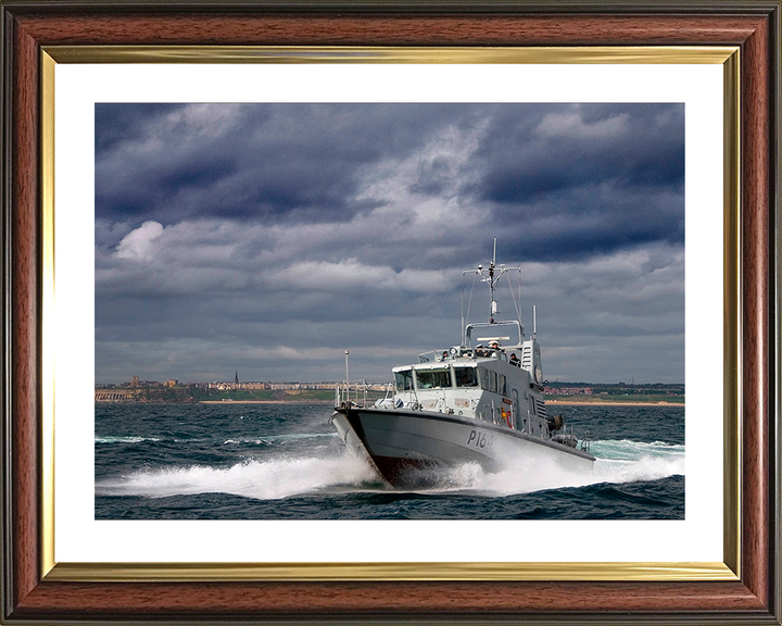HMS Explorer (P164) Photo Print - At Sea 2009 - Royal Navy Archer Class P2000 Patrol Vessel Hampshire Prints 10 x 8 Classic Frame Yes