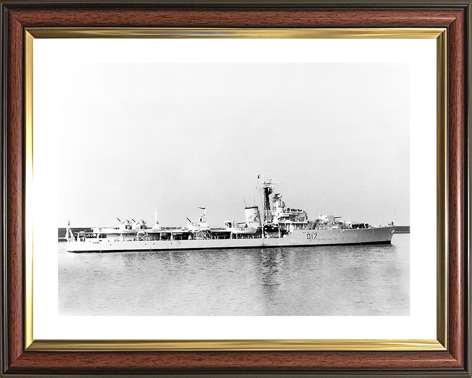 HMS Alamein (D17) Royal Navy Battle Class Destroyer Starboard View Photo Print Wall Art Naval Decor Posters, Prints, & Visual Artwork Hampshire Prints 10 x 8 Classic Frame Yes