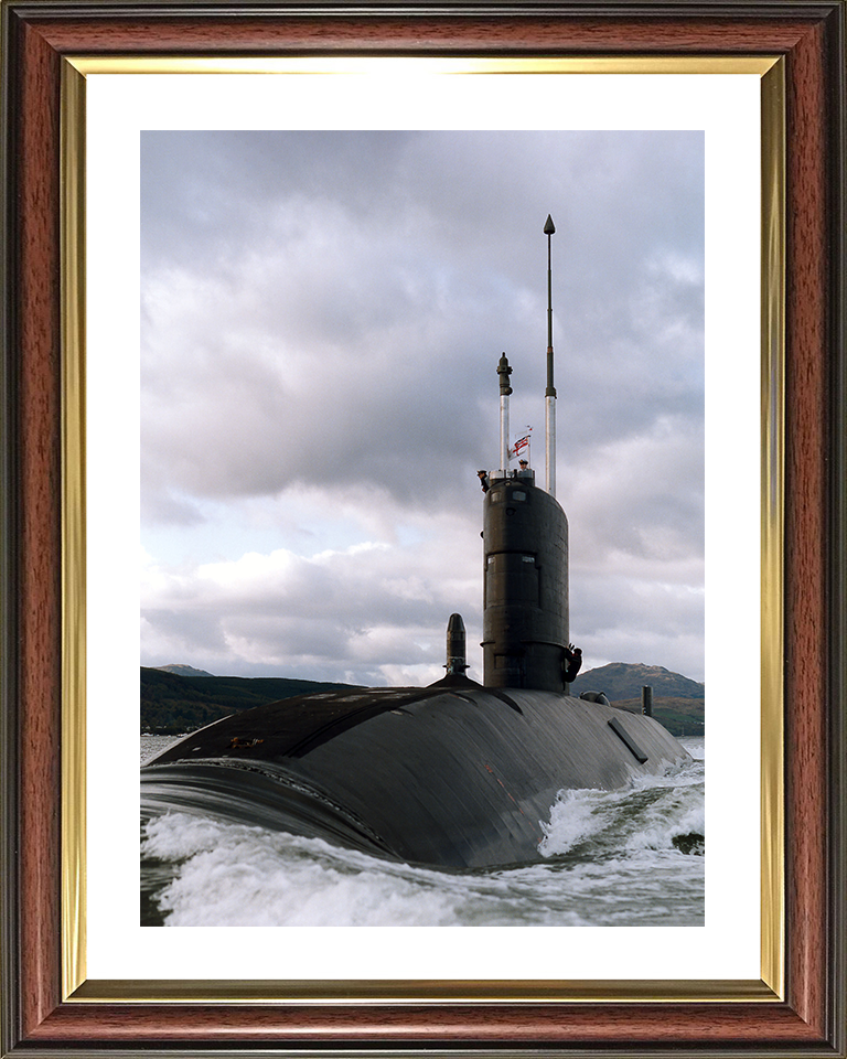 HMS Turbulent (S87) Photo Print - Clyde 1992 - Royal Navy Trafalgar Class Submarine Hampshire Prints 10 x 8 Classic Frame Yes