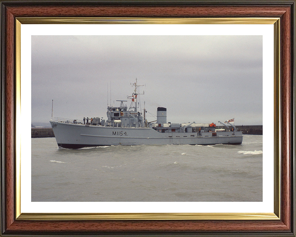 HMS Kellington M1154 | Photo Print | Framed Print | Ton Class | Minesweeper | Royal Navy Hampshire Prints