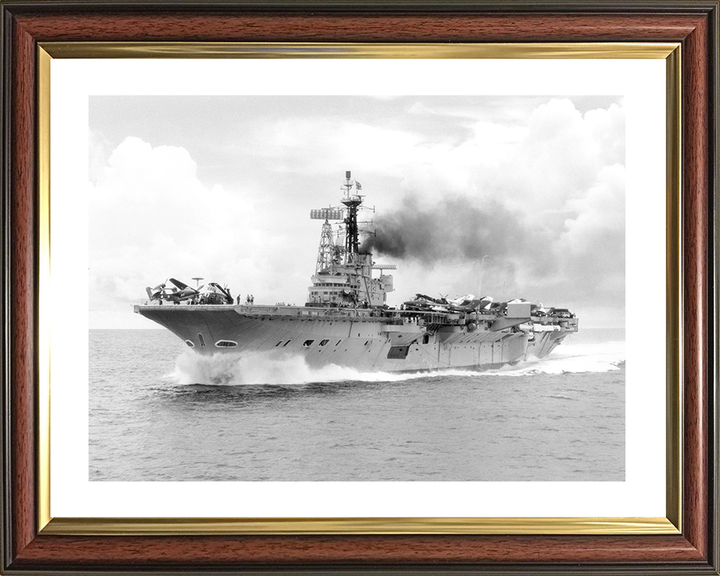 HMS Centaur (R06) Royal Navy Centaur Class Carrier Underway Photo Print Wall Art Decor Posters, Prints, & Visual Artwork Hampshire Prints 10 x 8 Classic Frame Yes
