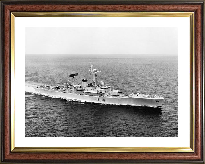 HMS Arethusa (F38) Royal Navy Leander Class Frigate Underway Starboard View Photo Print Wall Art Decor Posters, Prints, & Visual Artwork Hampshire Prints 10 x 8 Classic Frame Yes