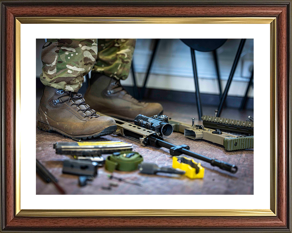 British Army Soldier Stripping am SA80-A3 Rifle Photo Print Wall Art Military Decor Poster Posters, Prints, & Visual Artwork Hampshire Prints 10 x 8 Classic Frame Yes