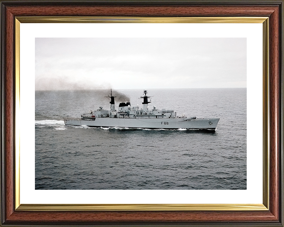 HMS Broadsword (F88) Royal Navy Type 22 Frigate Starboard Beam View Photo Print Wall Art Decor Posters, Prints, & Visual Artwork Hampshire Prints 10 x 8 Classic Frame Yes