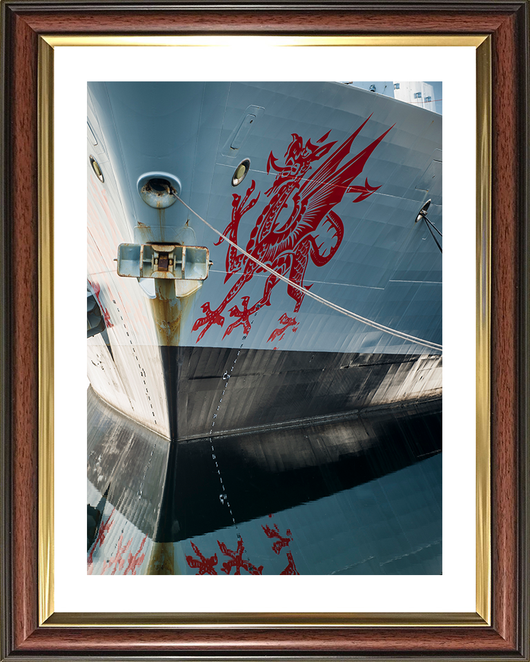 HMS Dragon (D35) Royal Navy Type 45 Destroyer Bow Reflections Photo Print Wall Art Decor Posters, Prints, & Visual Artwork Hampshire Prints 10 x 8 Classic Frame Yes