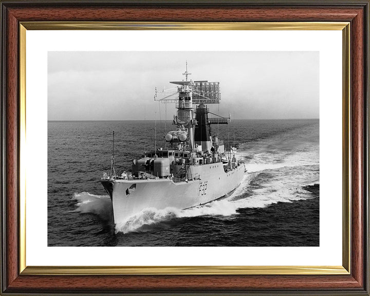 HMS Salisbury F32 | Photo Print | Framed Print | Salisbury Class | Frigate | Royal Navy Hampshire Prints