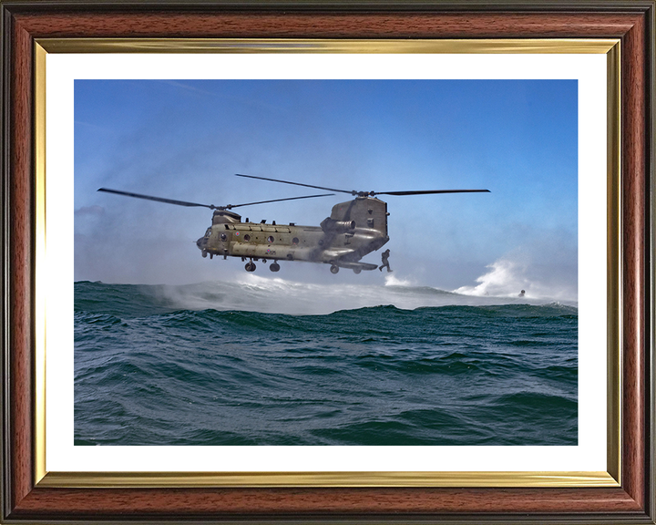 Royal Marine Commando helocasting from a Chinook Photo Print - 40 Commando Hampshire Prints 10 x 8 Classic Frame Yes