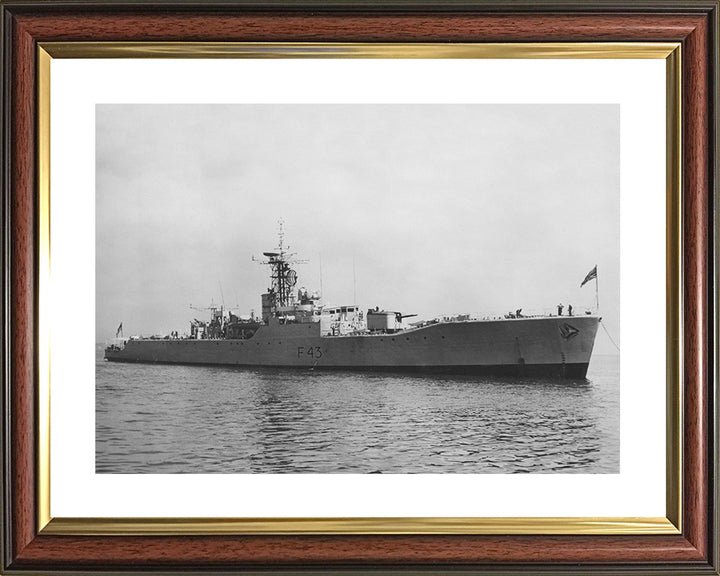 HMS Torquay F43 | Photo Print | Framed Print | Poster | Whitby Class | Frigate | Royal Navy Hampshire Prints