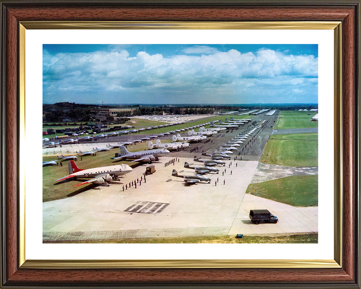 RAF Queen Elizabeth II Coronation Review 1953Photo Print - Royal Air Force Aircraft Hampshire Prints 10 x 8 Classic Frame Yes