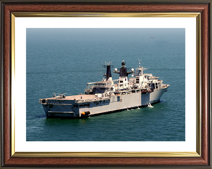 HMS Bulwark (L15) Photo Print - Gulf 2006 - Royal Navy Albion Class Amphibious Ship Posters, Prints, & Visual Artwork Hampshire Prints 10 x 8 Classic Frame Yes