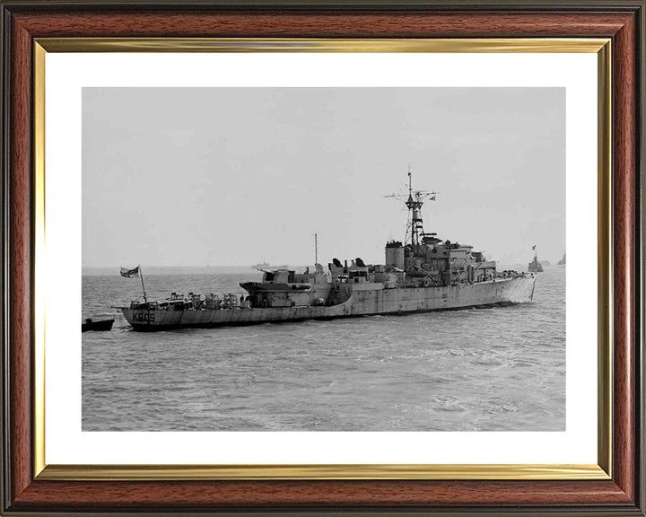 HMS Padstow Bay K608 Royal Navy Bay Class Frigate Photo Print or Framed Print - Hampshire Prints