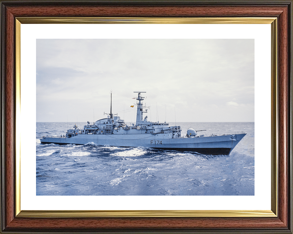 HMS Alacrity (F174) Royal Navy Type 21 Frigate Underway Photo Print Wall Art Naval Decor Posters, Prints, & Visual Artwork Hampshire Prints 10 x 8 Classic Frame Yes