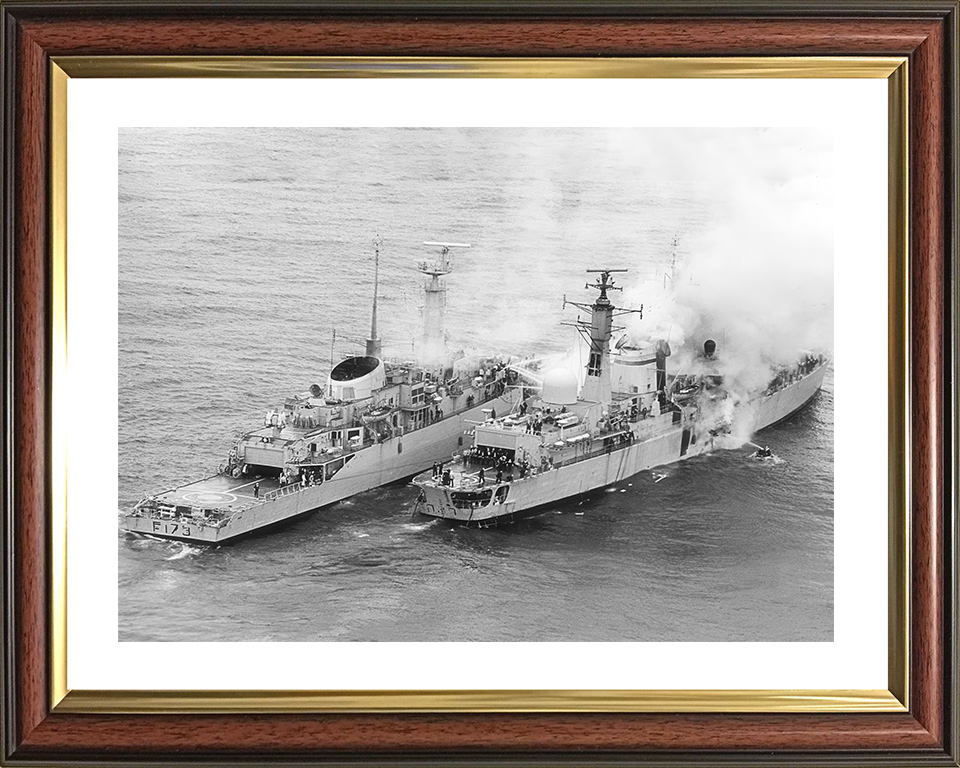 HMS Arrow (F173) alongside HMS Sheffield (D80) Royal Navy Falklands Warship Photo Print Wall Art Decor Posters, Prints, & Visual Artwork Hampshire Prints 10 x 8 Classic Frame Yes