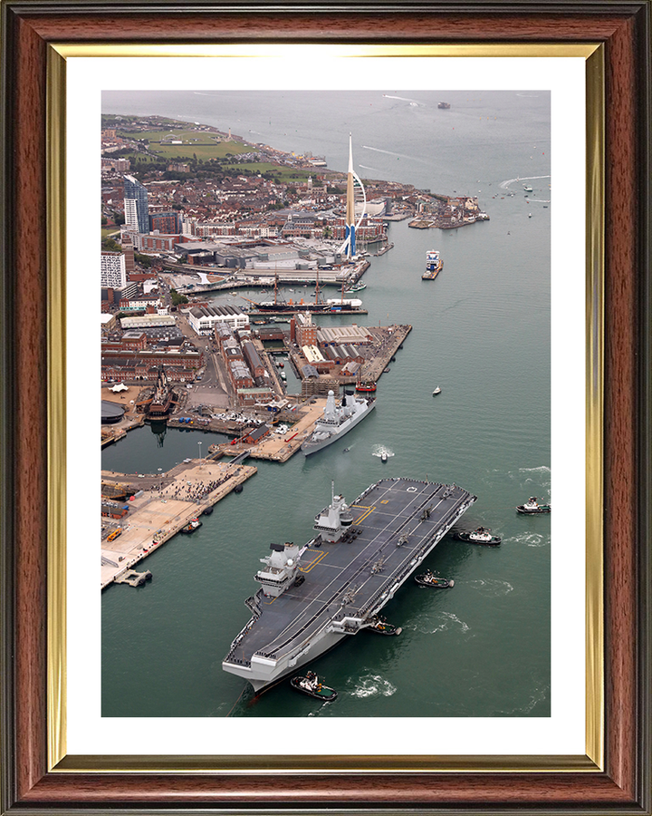 HMS Queen Elizabeth (R08) Photo Print - Portsmouth 2017 - Royal Navy Queen Elizabeth Class Aircraft Carrier Hampshire Prints 10 x 8 Classic Frame Yes