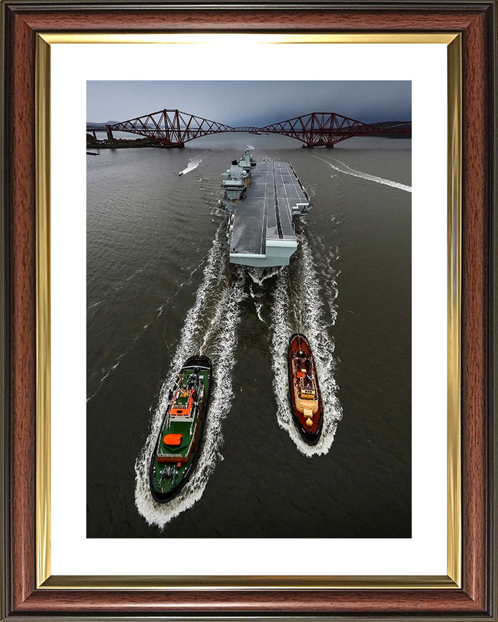 HMS Queen Elizabeth R08 | Photo Print | Framed Print | Queen Elizabeth Class | Aircraft Carrier | Royal Navy Hampshire Prints