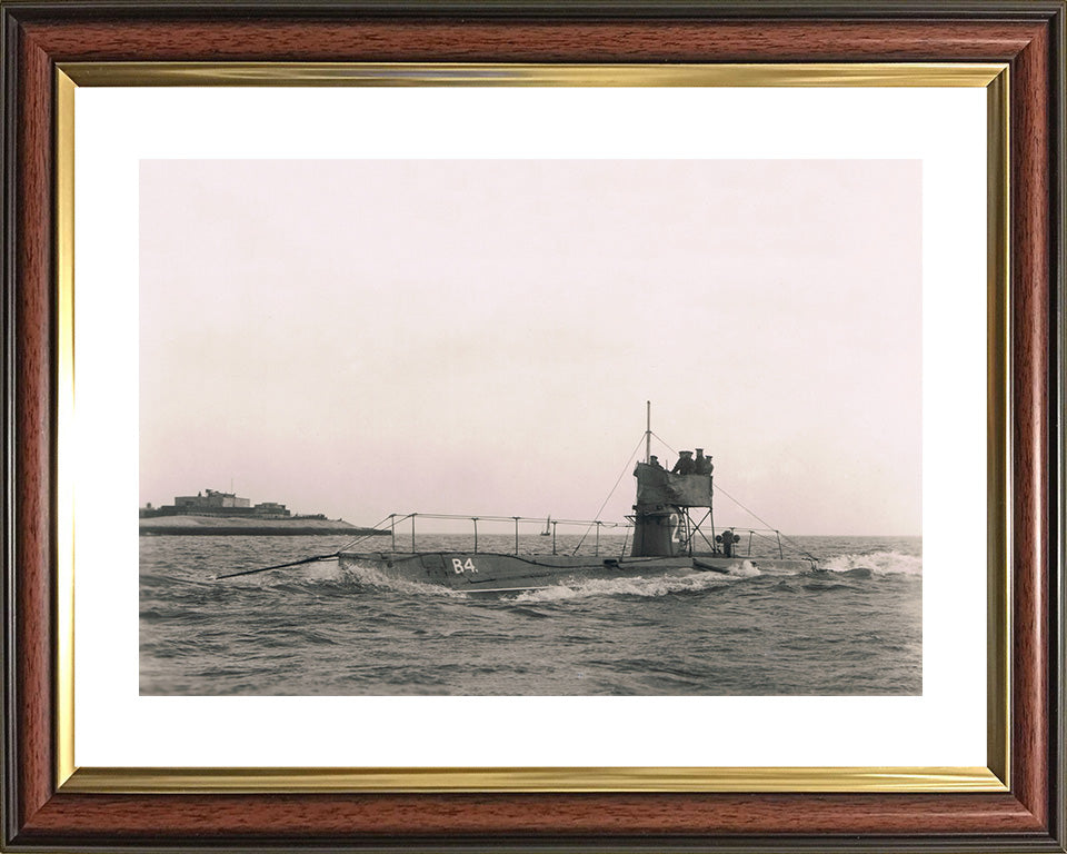 HMS B4 submarine | Photo Print | Framed Print | Poster | B class | Royal Navy | Hampshire Prints