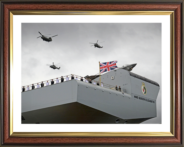 HMS Queen Elizabeth (R08) Photo Print - Naming Ceremony - Royal Navy Queen Elizabeth Class Aircraft Carrier Hampshire Prints 10 x 8 Classic Frame Yes