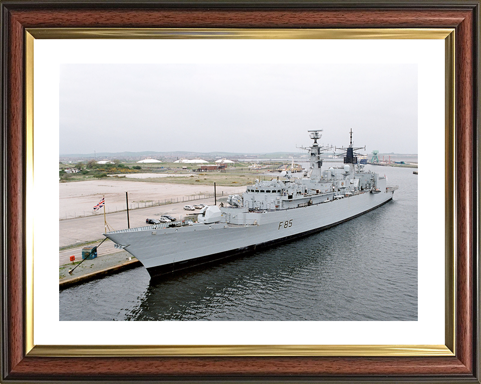 HMS Cumberland (F85) Royal Navy Type 22 Frigate Barrow in Furness 2002 Photo Print Wall Art Decor Posters, Prints, & Visual Artwork Hampshire Prints 10 x 8 Classic Frame Yes