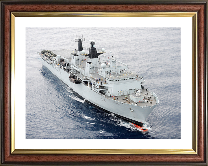 HMS Bulwark (L15) Royal Navy Albion Class Amphibious Ship At Sea 2012 Photo Print Wall Art Decor Posters, Prints, & Visual Artwork Hampshire Prints 10 x 8 Classic Frame Yes