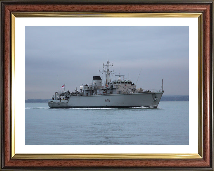 HMS Ledbury M30 | Photo Print | Framed Print | Hunt Class | Minesweeper | Royal Navy Hampshire Prints