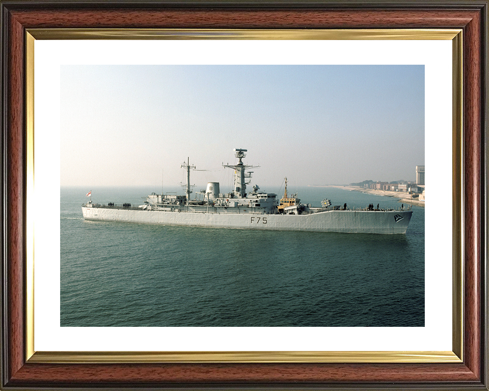 HMS Charybdis (F75) Royal Navy Leander Class Frigate Entering Portsmouth Photo Print Wall Art Decor Posters, Prints, & Visual Artwork Hampshire Prints 10 x 8 Classic Frame Yes