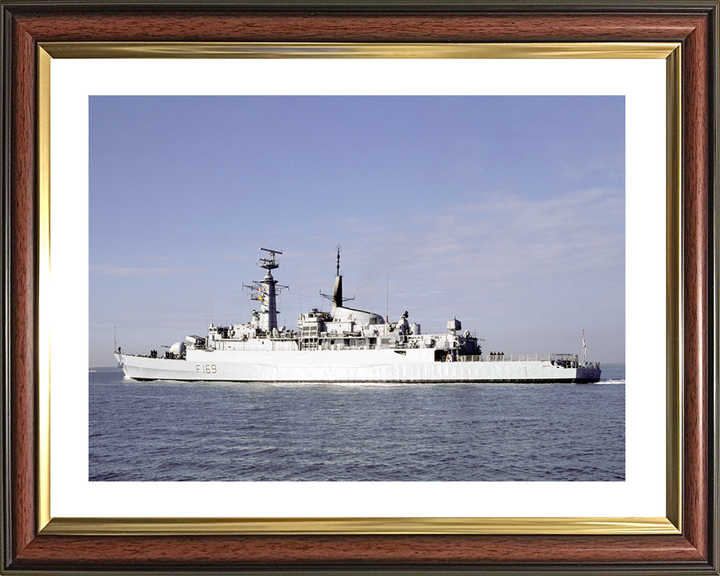 HMS Amazon (F169) Royal Navy Type 21 Frigate Leaving Harbour Photo Print Wall Art Decor Posters, Prints, & Visual Artwork Hampshire Prints 10 x 8 Classic Frame Yes