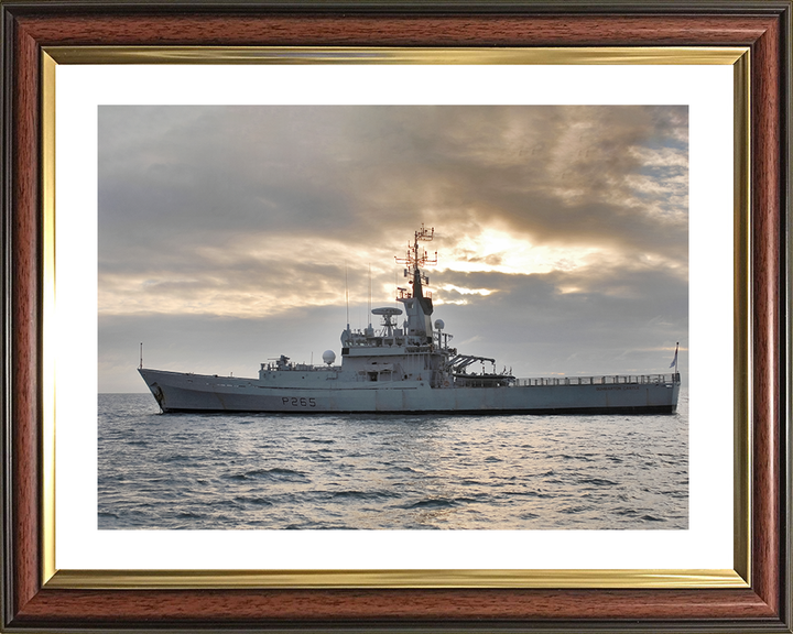 HMS Dumbarton Castle (P265) Royal Navy Castle Class Patrol Vessel At Sunset Photo Print Wall Art Decor Posters, Prints, & Visual Artwork Hampshire Prints 10 x 8 Classic Frame Yes