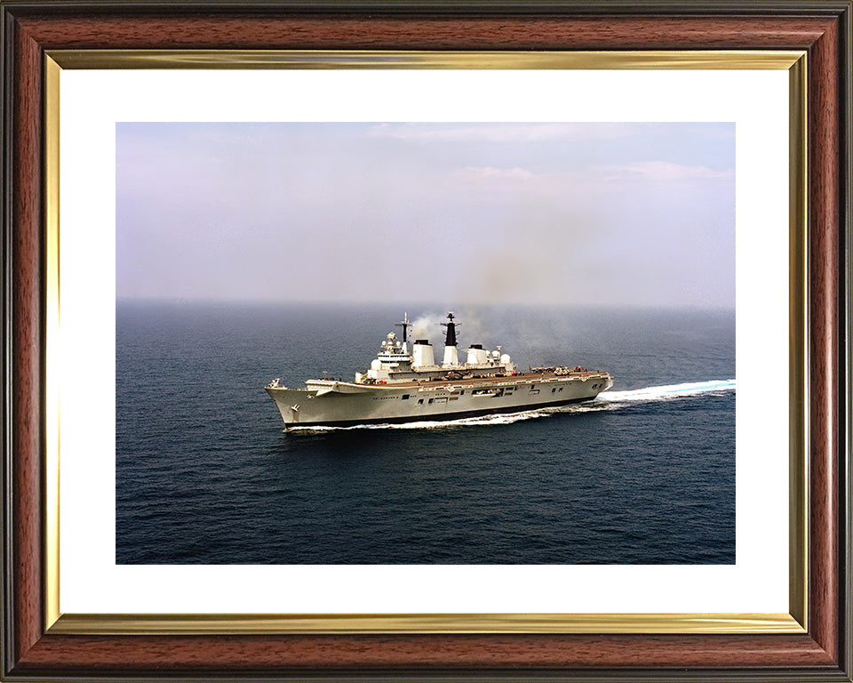 HMS Invincible R05 | Photo Print | Framed Print | Invincible Class | Aircraft Carrier | Royal Navy Hampshire Prints