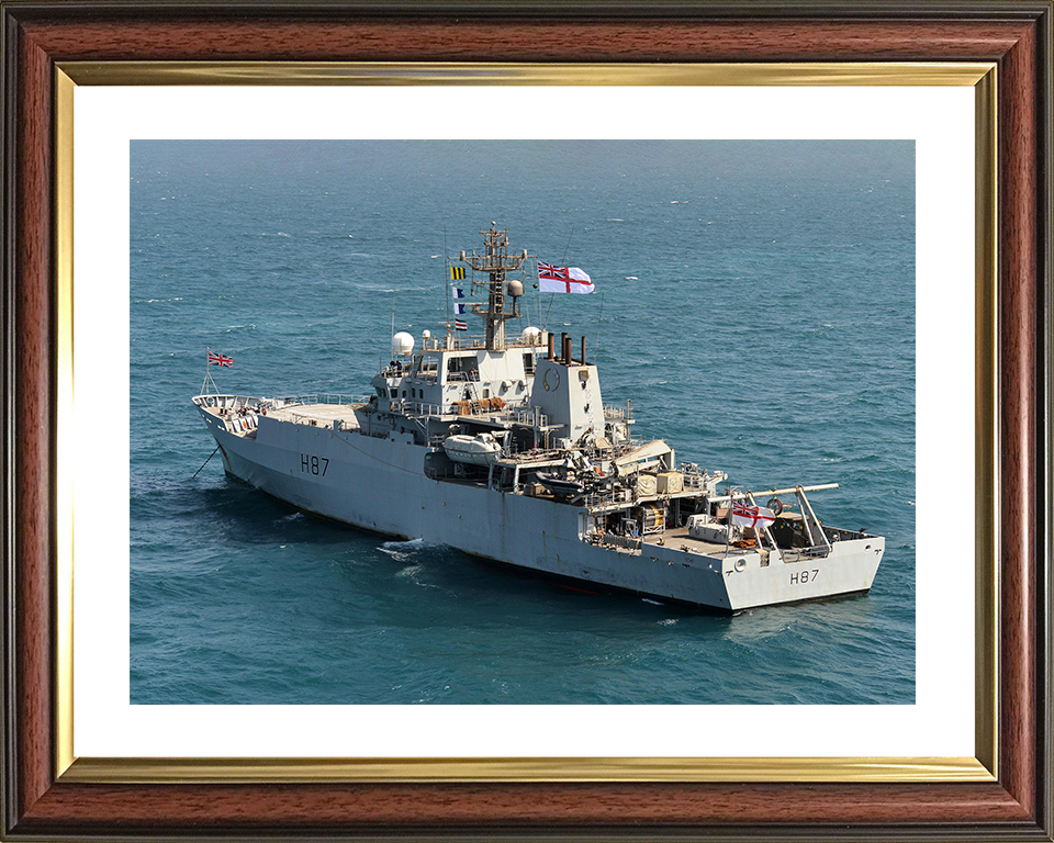 HMS Echo (H87) Royal Navy Echo Class Survey Vessel Sat At Anchor Photo Print Wall Art Decor Posters, Prints, & Visual Artwork Hampshire Prints 10 x 8 Classic Frame Yes