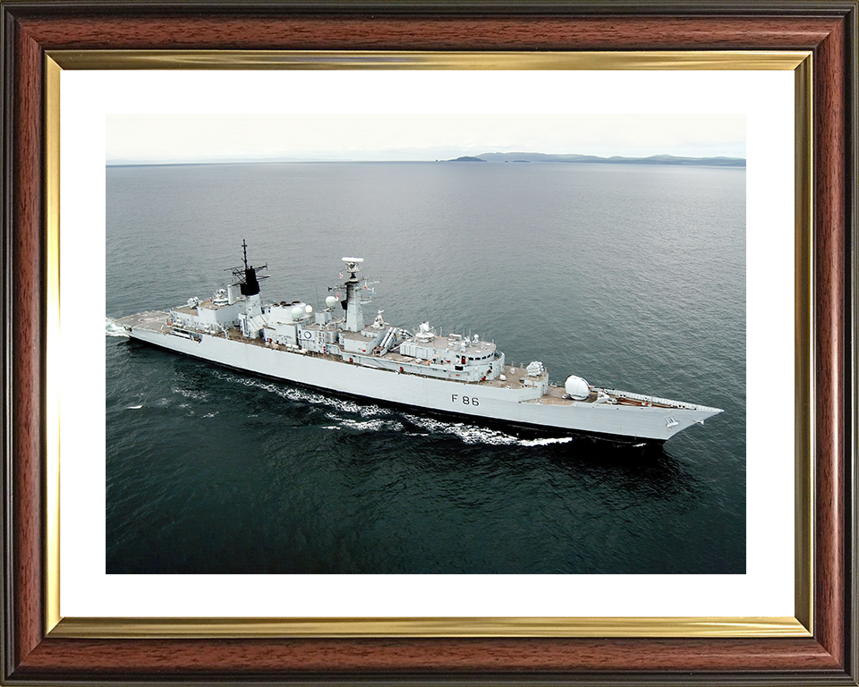HMS Campbeltown (F86) Royal Navy Type 22 Frigate High Starboard View Photo Print Wall Art Decor Posters, Prints, & Visual Artwork Hampshire Prints 10 x 8 Classic Frame Yes